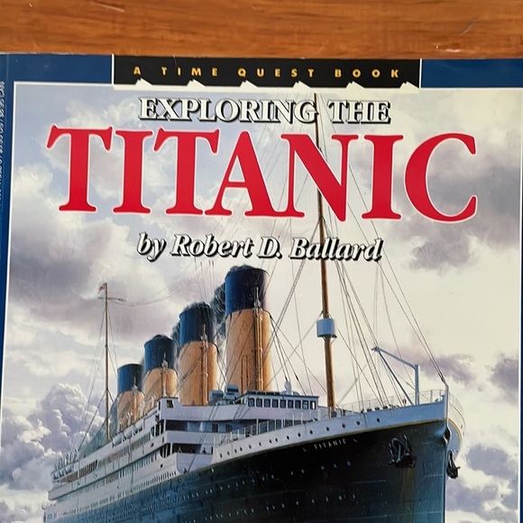 Vintage 1988 Scholastic A Time Guess Book Exploring the Titanic paperback book - Picture 2 of 16